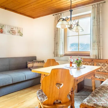 Appartement Reitlhof Bio-Bergbauernhof Bei Salzburg Διαμέρισμα Krispl
