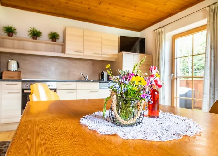 Reitlhof Bio-bergbauernhof Bei Salzburg アパート *